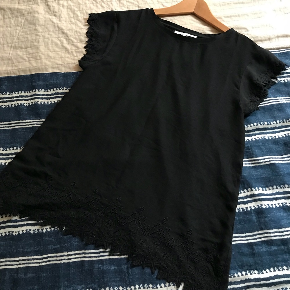 ANN TAYLOR LOFT Short Sleeve Eyelet Trim Blouse